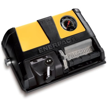 XA-11VG ENERPAC air multiplier with pedal and lever for double-acting cylinders, 700 bar