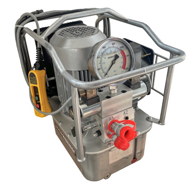 HPEMP-204 two-stage hydraulic unit with electric motor 230 V AC, 700 bar